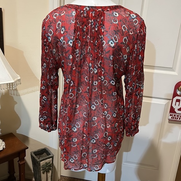 Veronica Beard silk blouse. Sheer. Size 4 - Picture 5 of 11